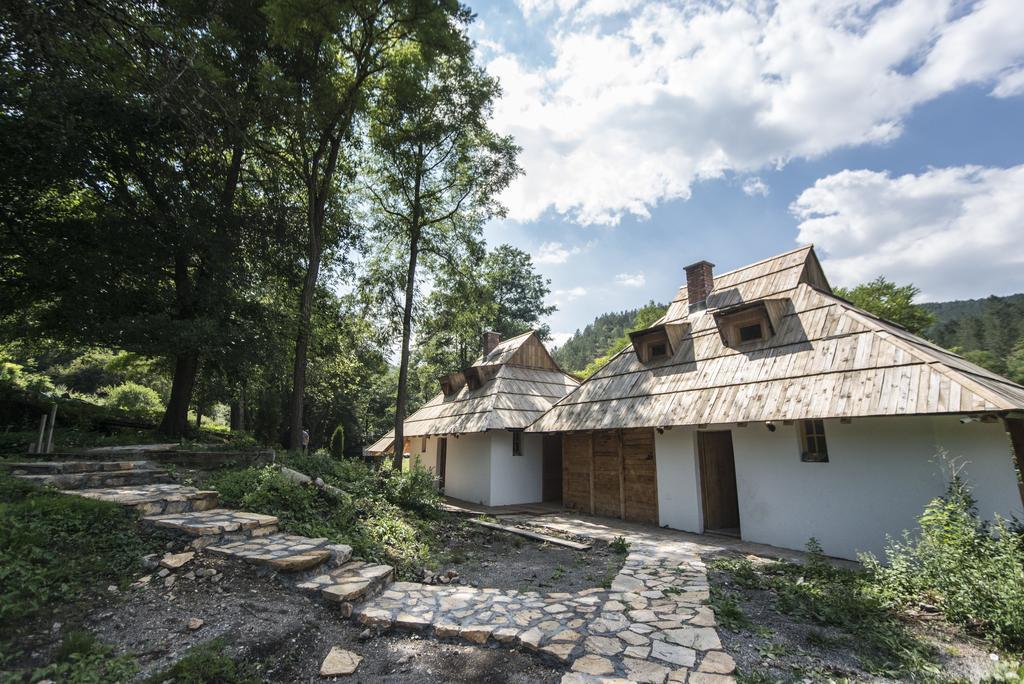 Gradacka Banja Brvnare Lägenhet Gradac  Exteriör bild