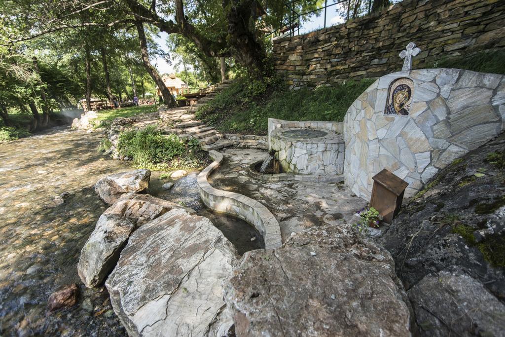 Gradacka Banja Brvnare Lägenhet Gradac  Exteriör bild