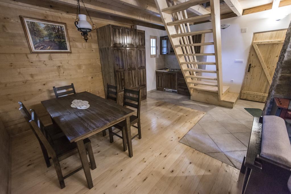 Gradacka Banja Brvnare Lägenhet Gradac  Exteriör bild